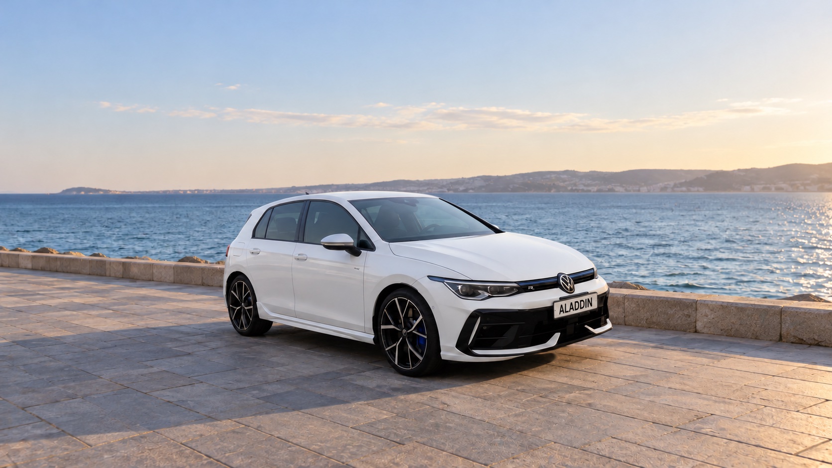 Volkswagen Golf R 2026 — exterior presentation